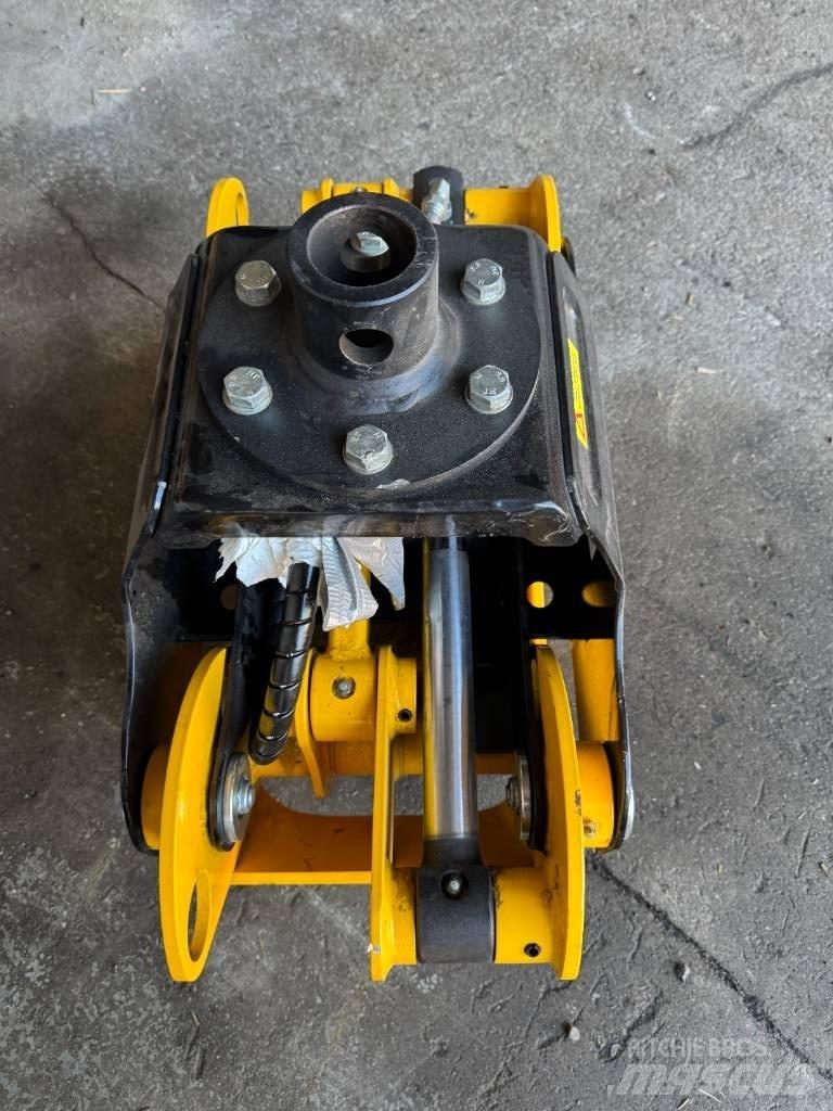 HSP Gripen 017 Grapples