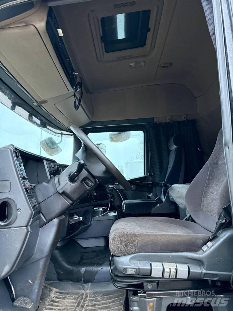 Scania R 560 Timber trucks