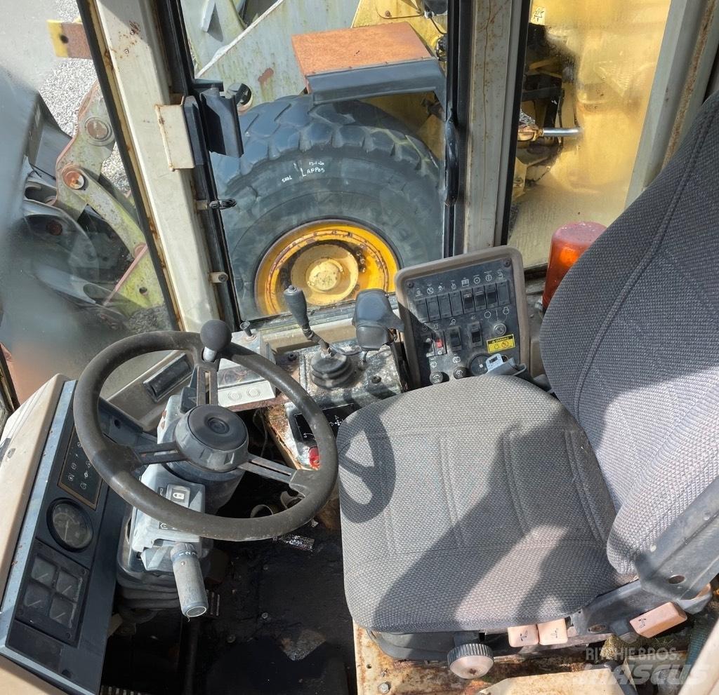 CAT 928F Wheel loaders