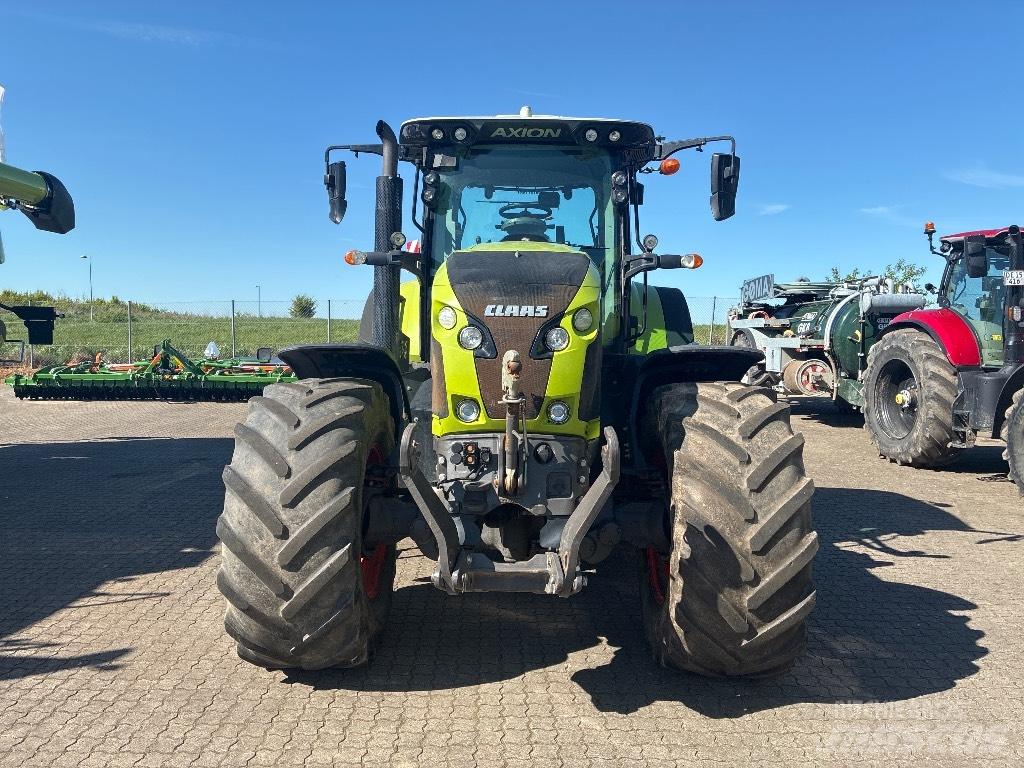 CLAAS AXION 830 CIS+ Tractors