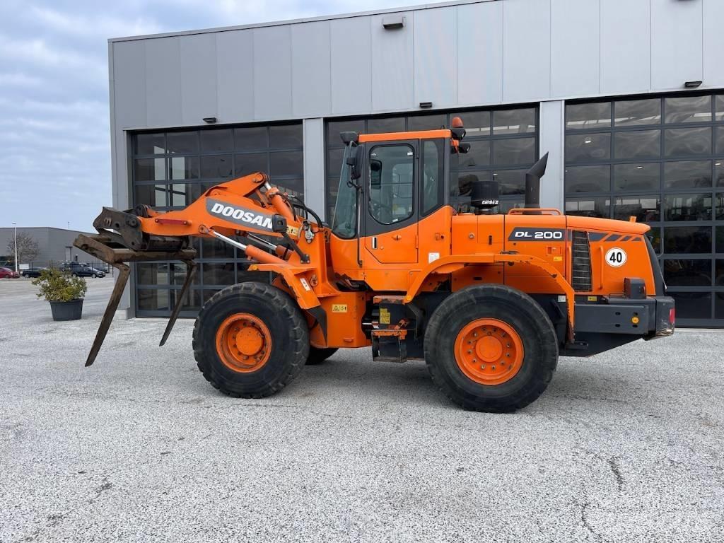 Doosan DL 200 Wheel loaders