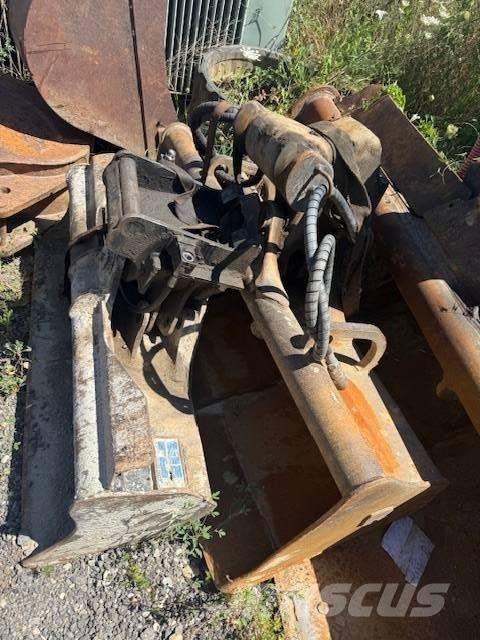 JCB 8085 Midi excavators  7t - 12t