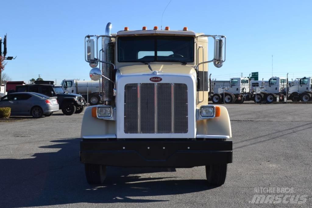 Peterbilt 367 Tractor Units