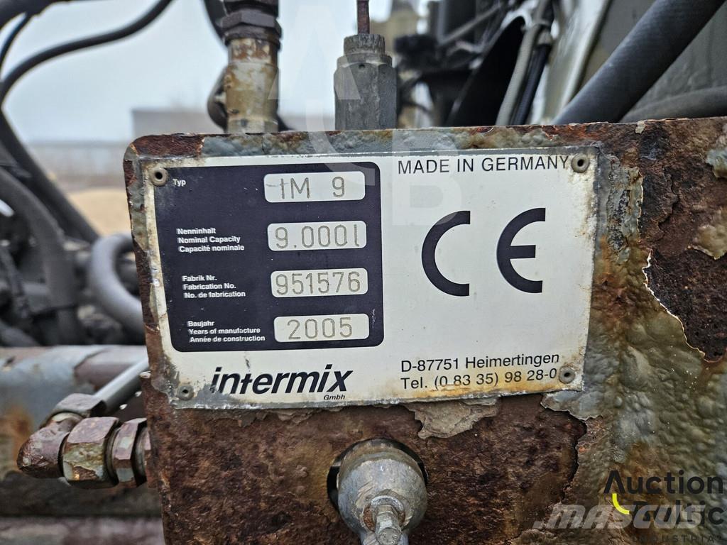 Volvo FM9 Concrete trucks