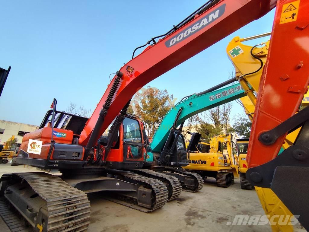 Doosan DX 225 LC Crawler excavators