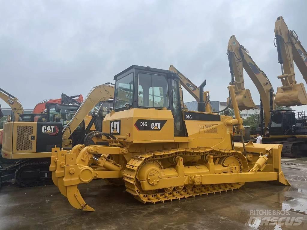 CAT D 6 G Crawler dozers