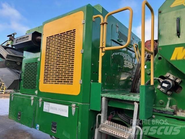 McCloskey J40 V2 Mobile crushers