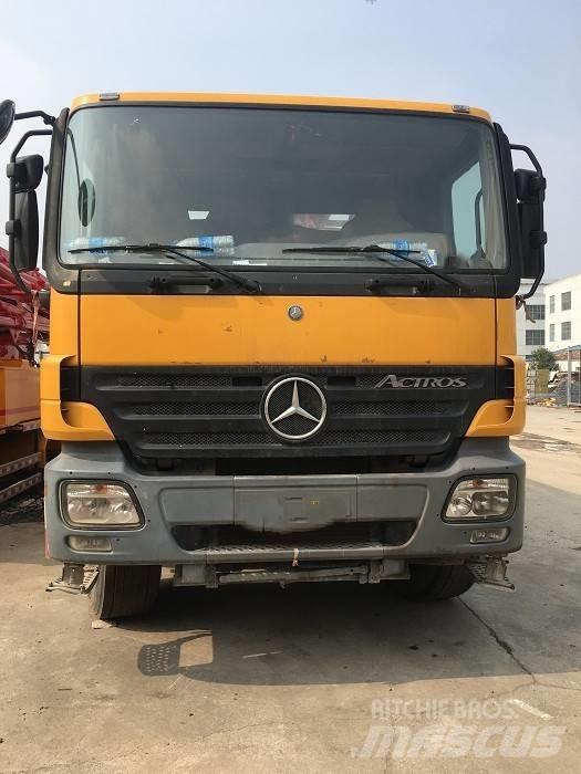Putzmeister 46 M Concrete pump trucks