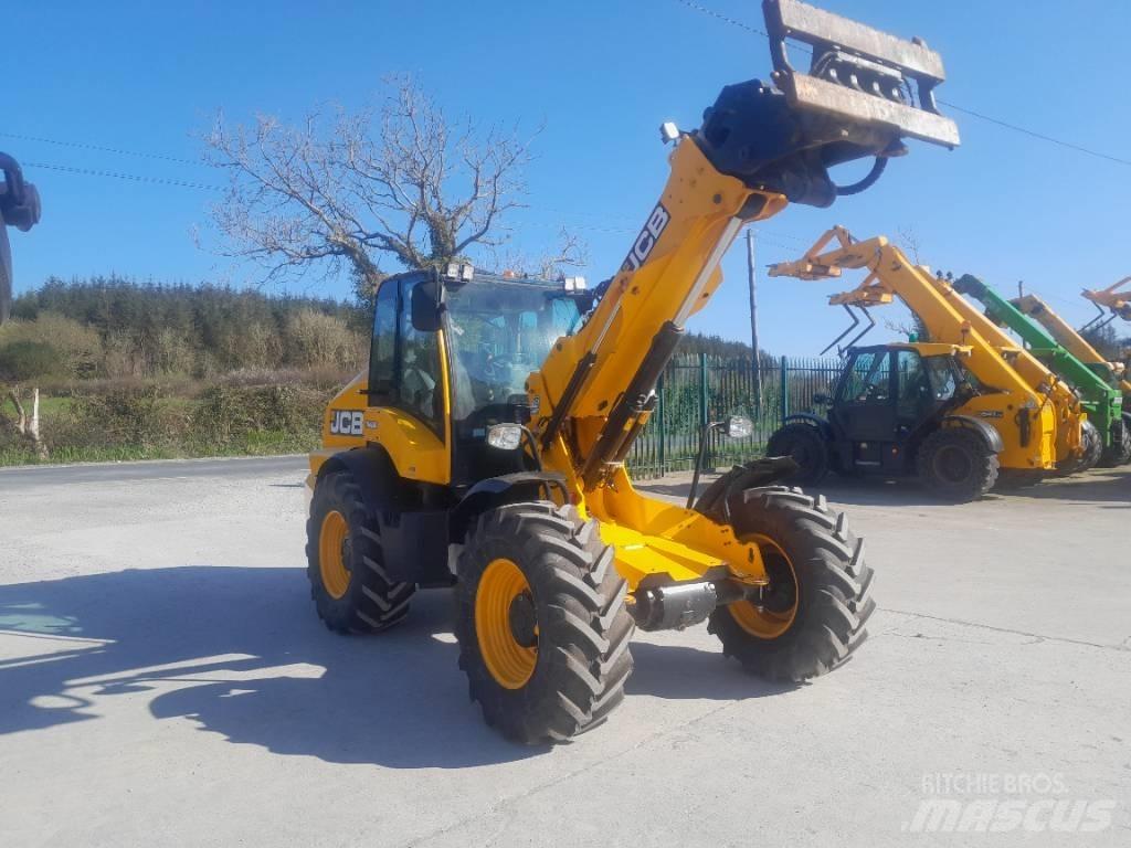 JCB TM 320 S Telehandlers for agriculture