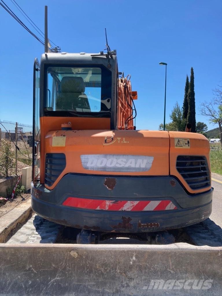 Doosan DX 85 R-3 Midi excavators  7t - 12t