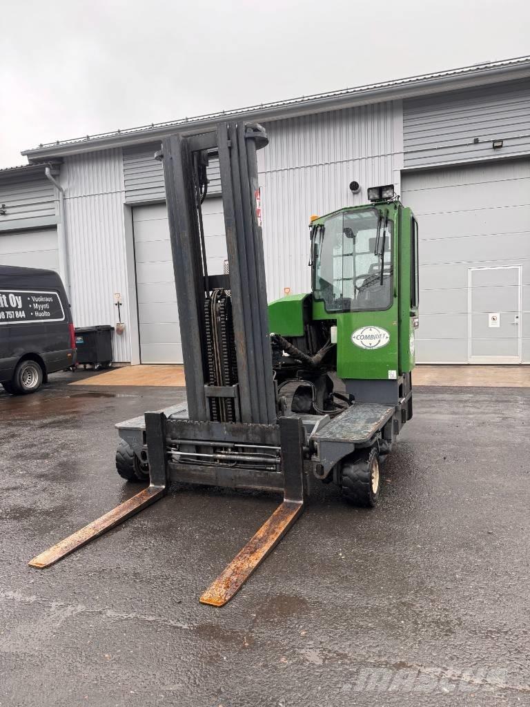Combilift C 4000 4-way reach trucks