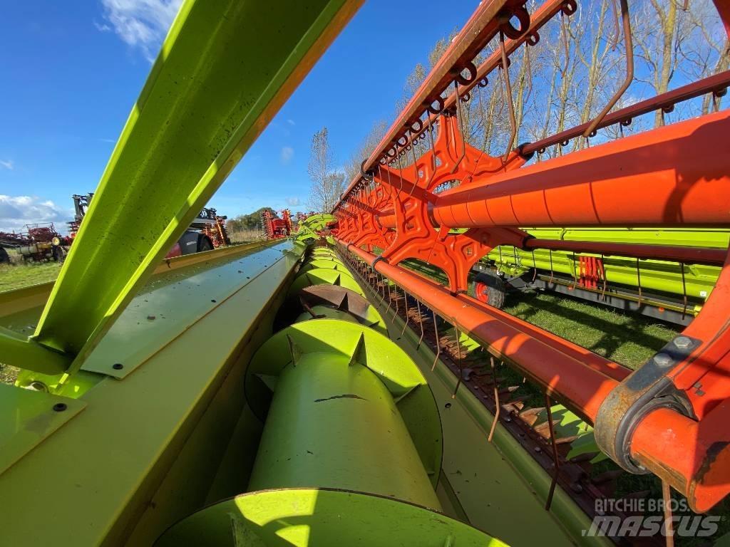 CLAAS Lexion 770 TT Combine harvesters