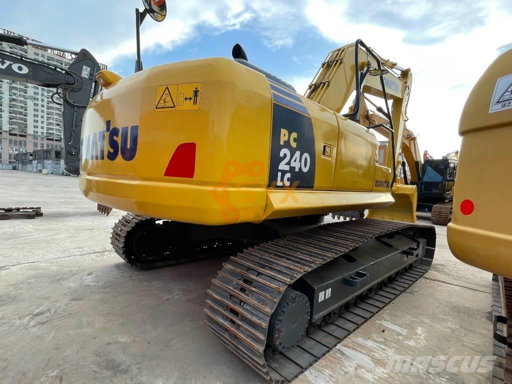 Komatsu PC 240 Crawler excavators