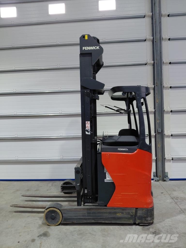 Linde R 14 Reach trucks