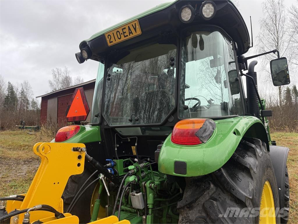John Deere 5058E Compact tractors