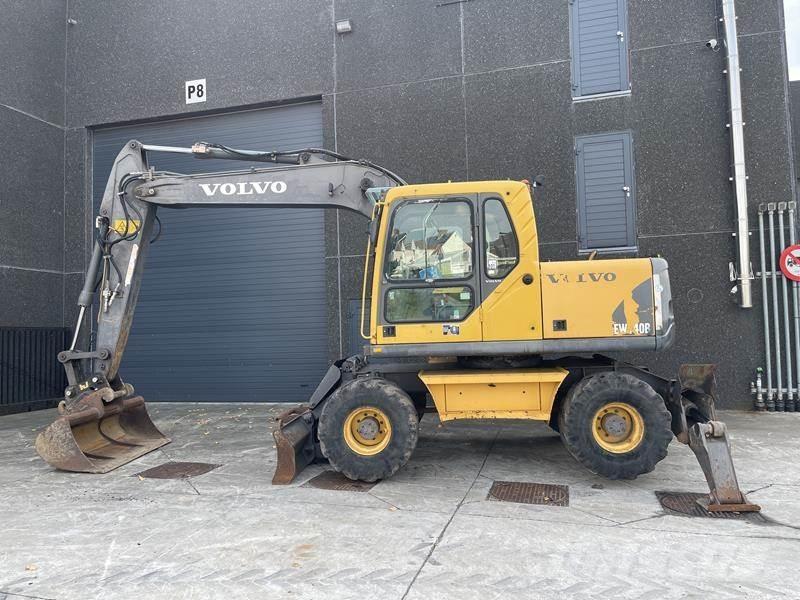 Volvo EW 140 B Wheeled excavators