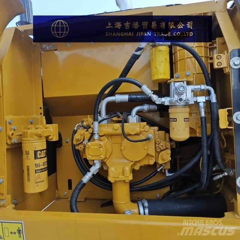 CAT 323 D Crawler excavators