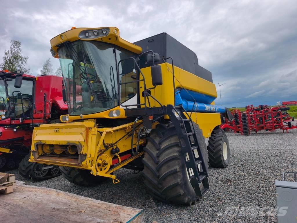 New Holland CS 6080 Combine harvesters