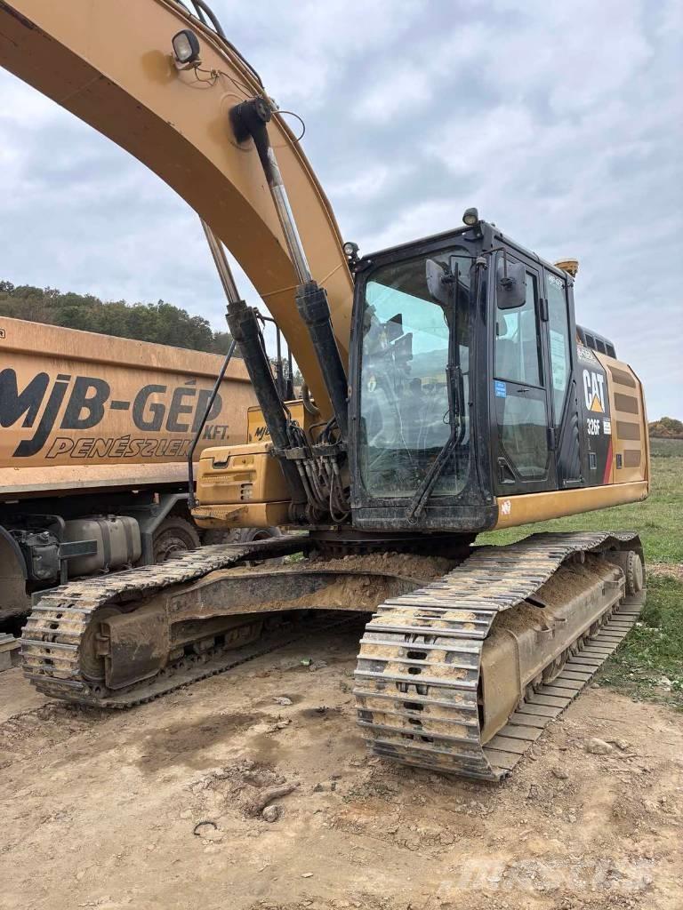CAT 326 F Crawler excavators