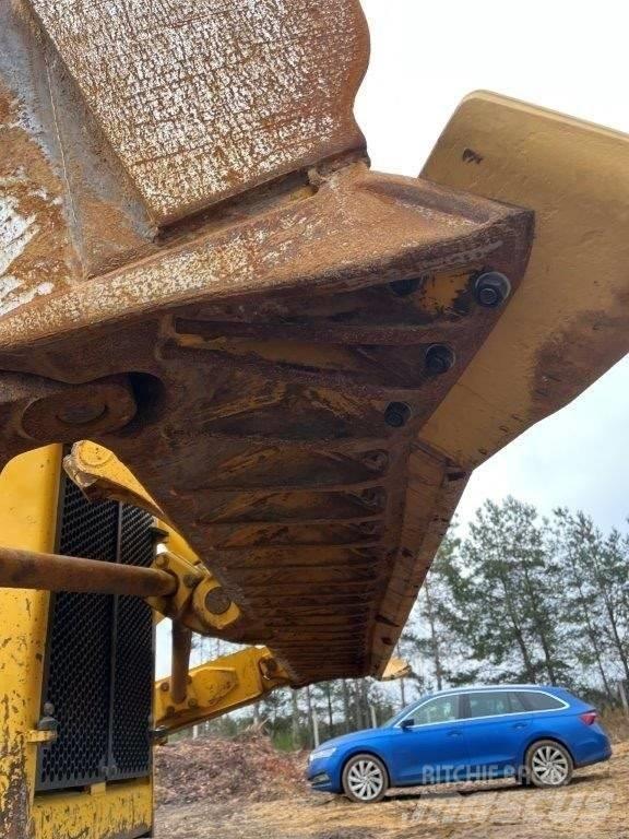 Komatsu D85EX-18 Crawler dozers