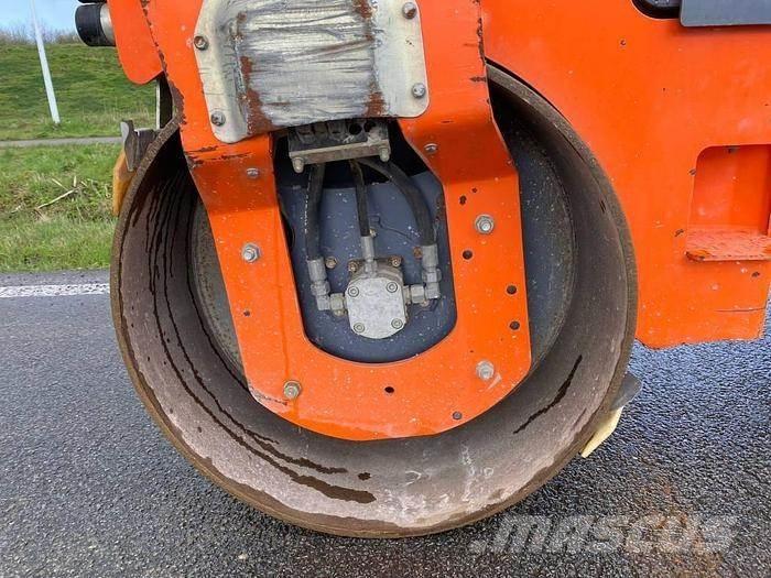 Hamm HD12VV Twin drum rollers