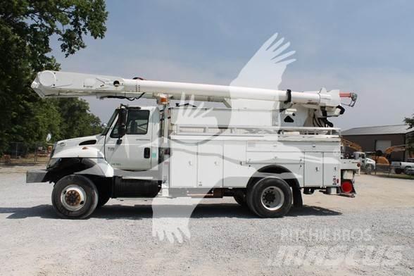 Altec AM855 Truck & Van mounted aerial platforms