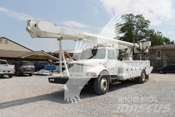Altec AM900 Truck & Van mounted aerial platforms