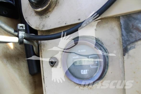 CAT 12H Graders