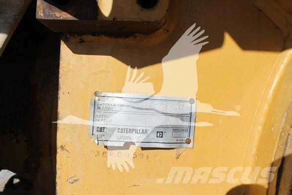 CAT D5M LGP Crawler dozers