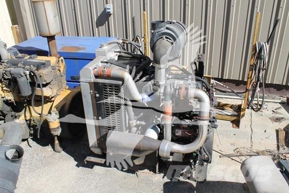 John Deere  Engines