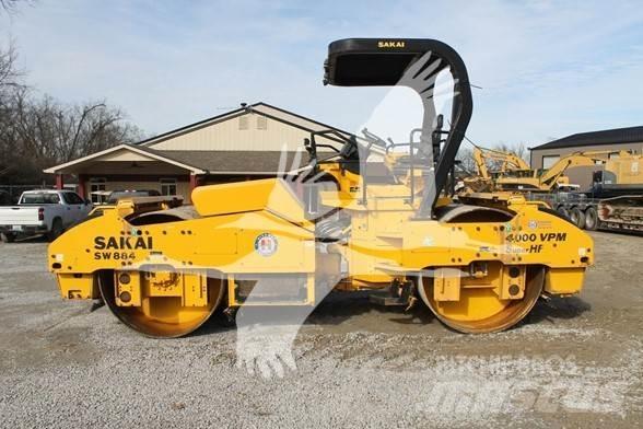 Sakai SW884 Single drum rollers