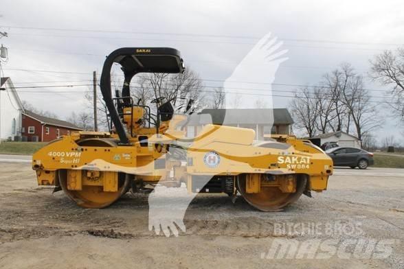 Sakai SW884 Single drum rollers