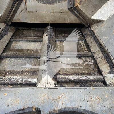 Weiler P385B Asphalt pavers