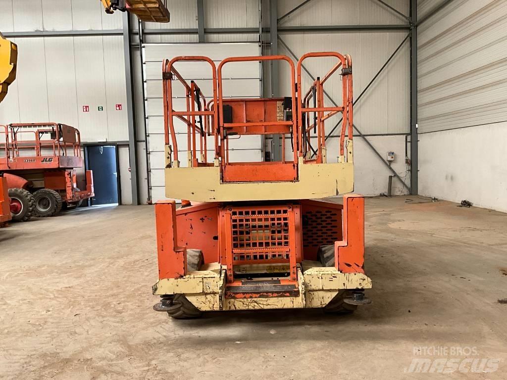 JLG 260 MRT Scissor lifts