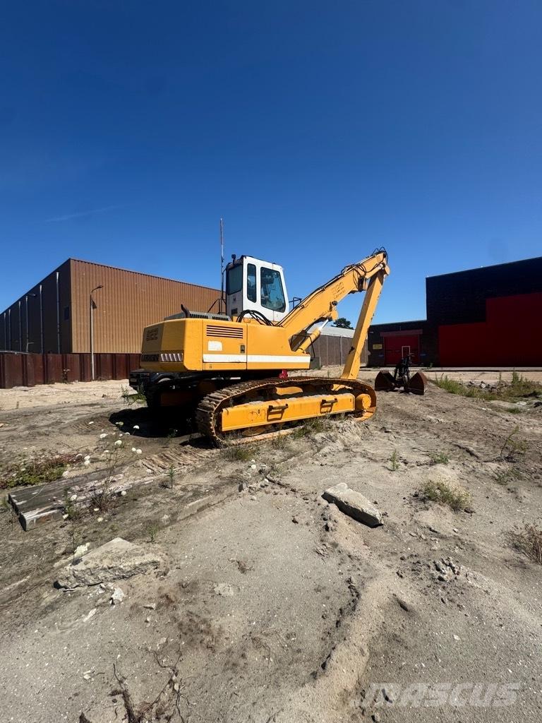 Liebherr 922 Waste / industry handlers