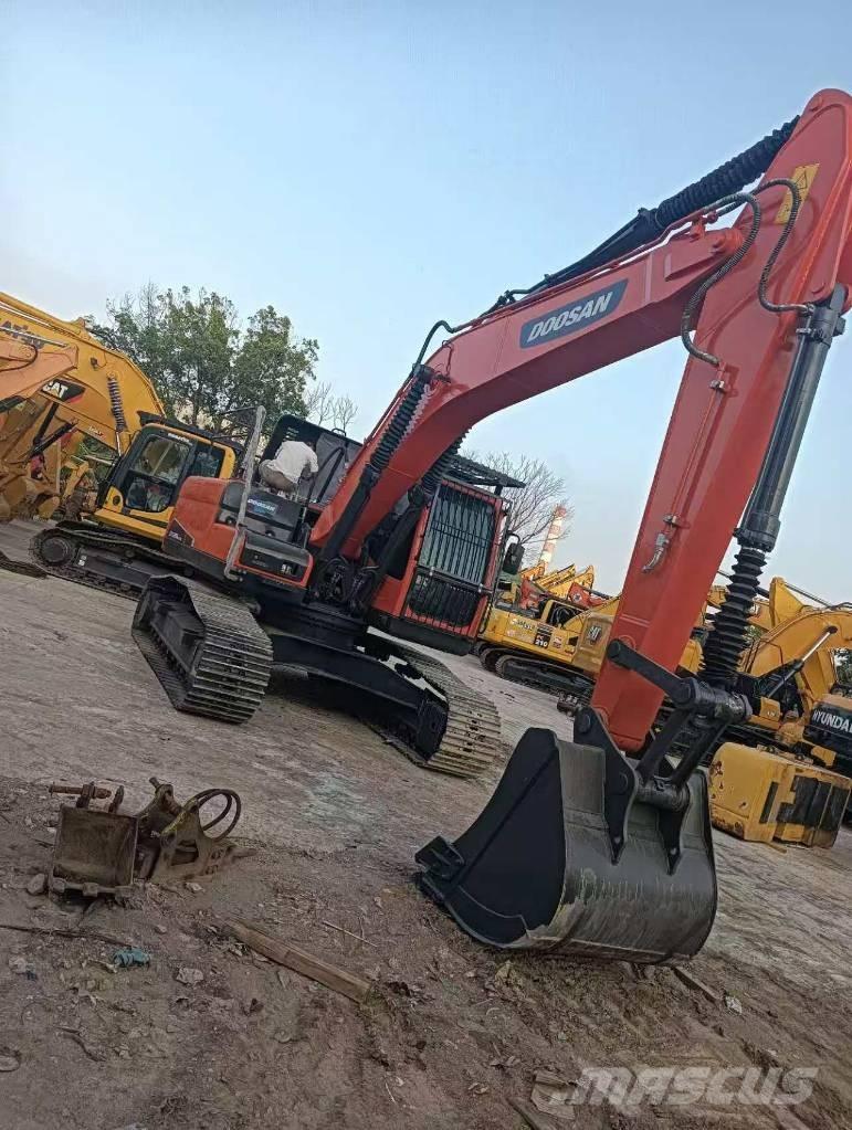 Doosan DX 225LC-9c Crawler excavators