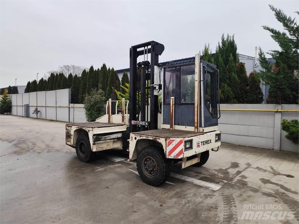 Terex Fuchs SF50U Sideloaders