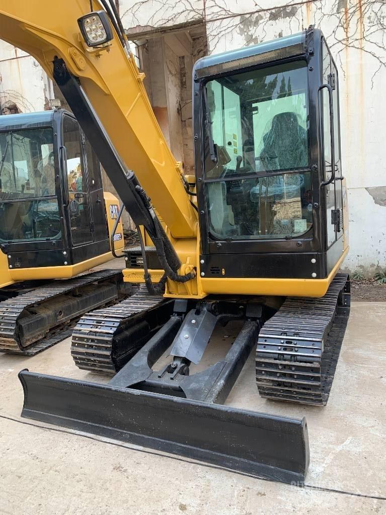 CAT 305.5E2 Crawler excavators
