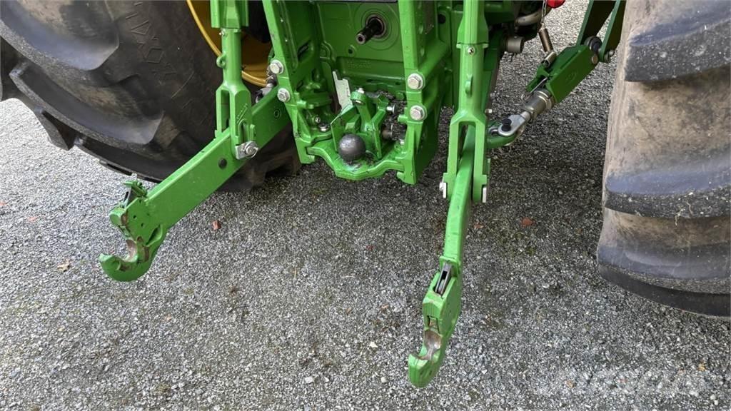 John Deere 6R215 Tractors