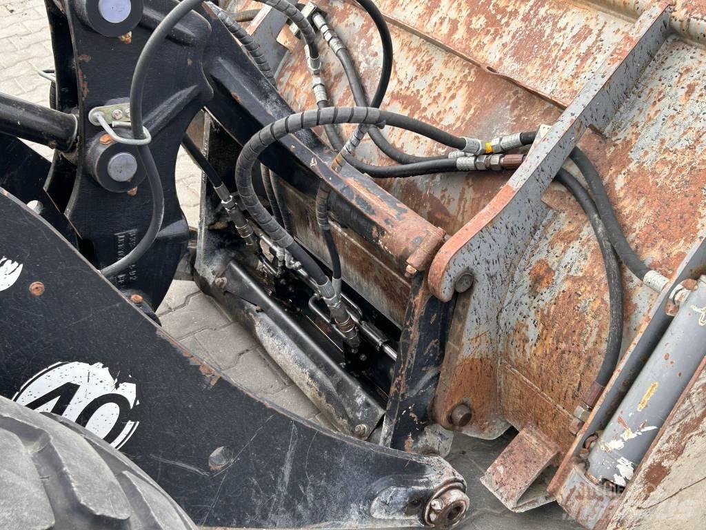 JCB 409 AGRI Wheel loaders