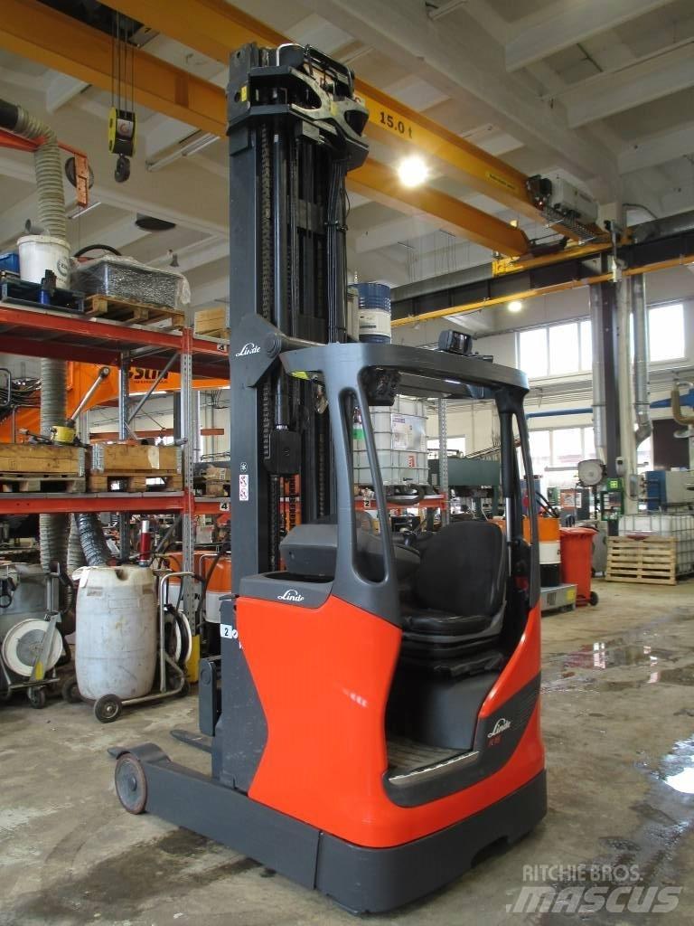Linde R 16 HD Reach trucks