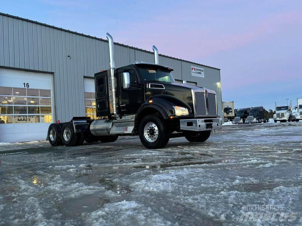 Kenworth T 880 Tractor Units