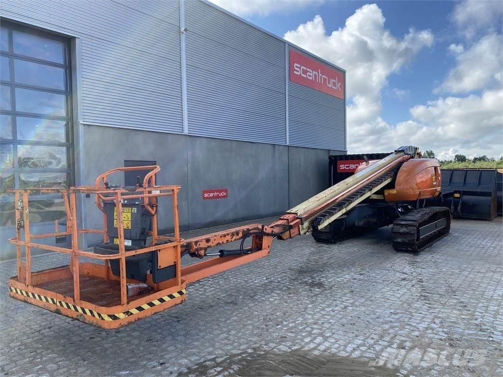JLG 660SJC Articulated boom lifts