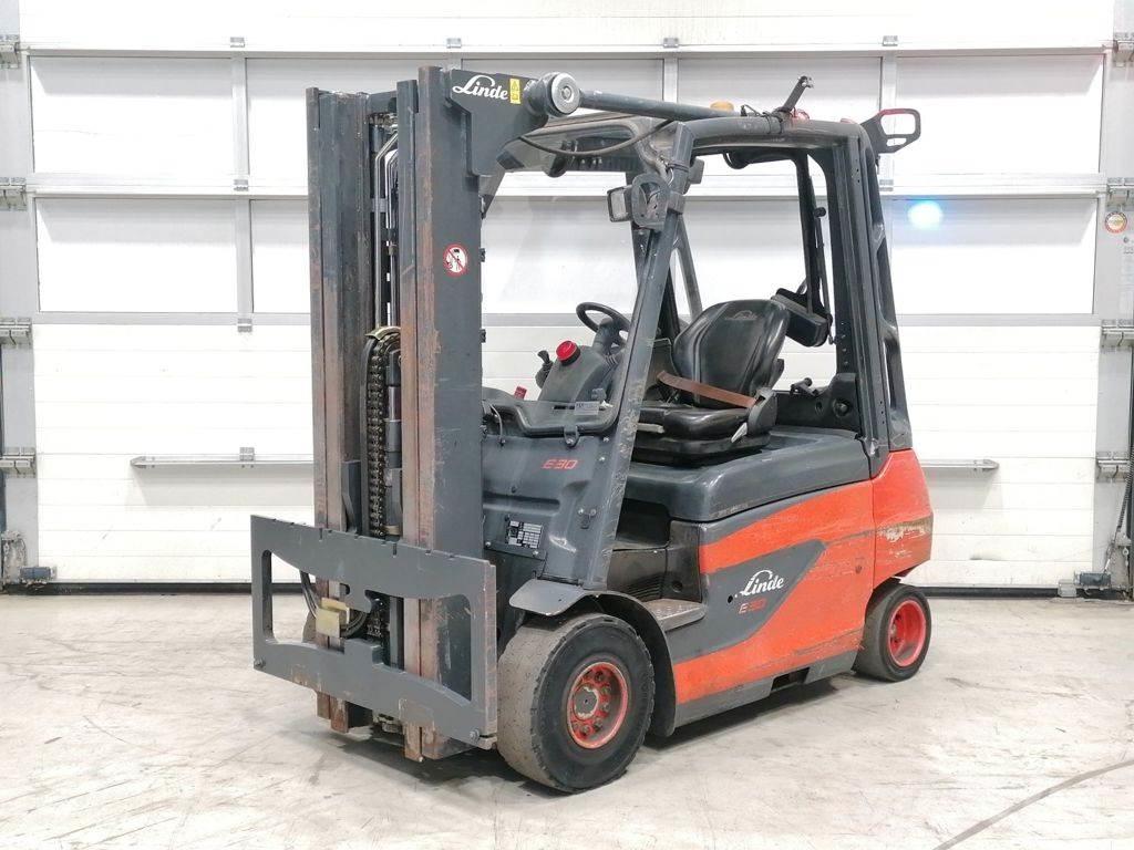 Linde E30-01 Electric forklift trucks