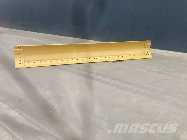 CAT 160M3 Moldboard Blades