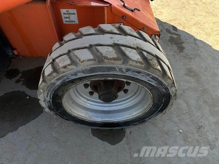 JLG E450AJ Other lifts and platforms