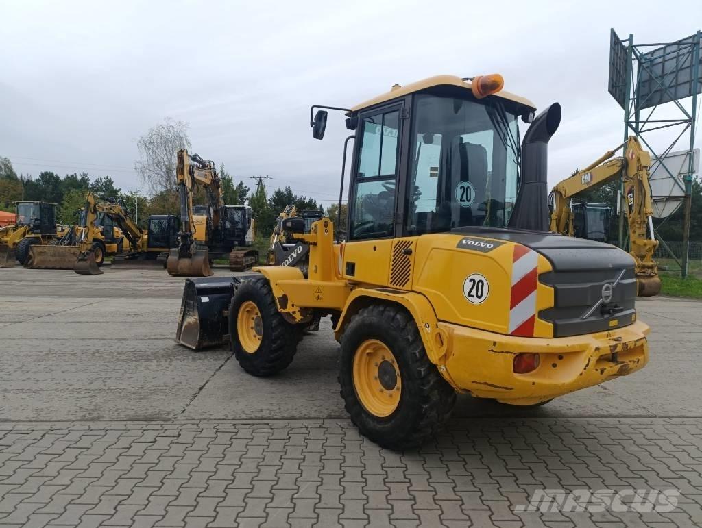 Volvo L 30 G Wheel loaders