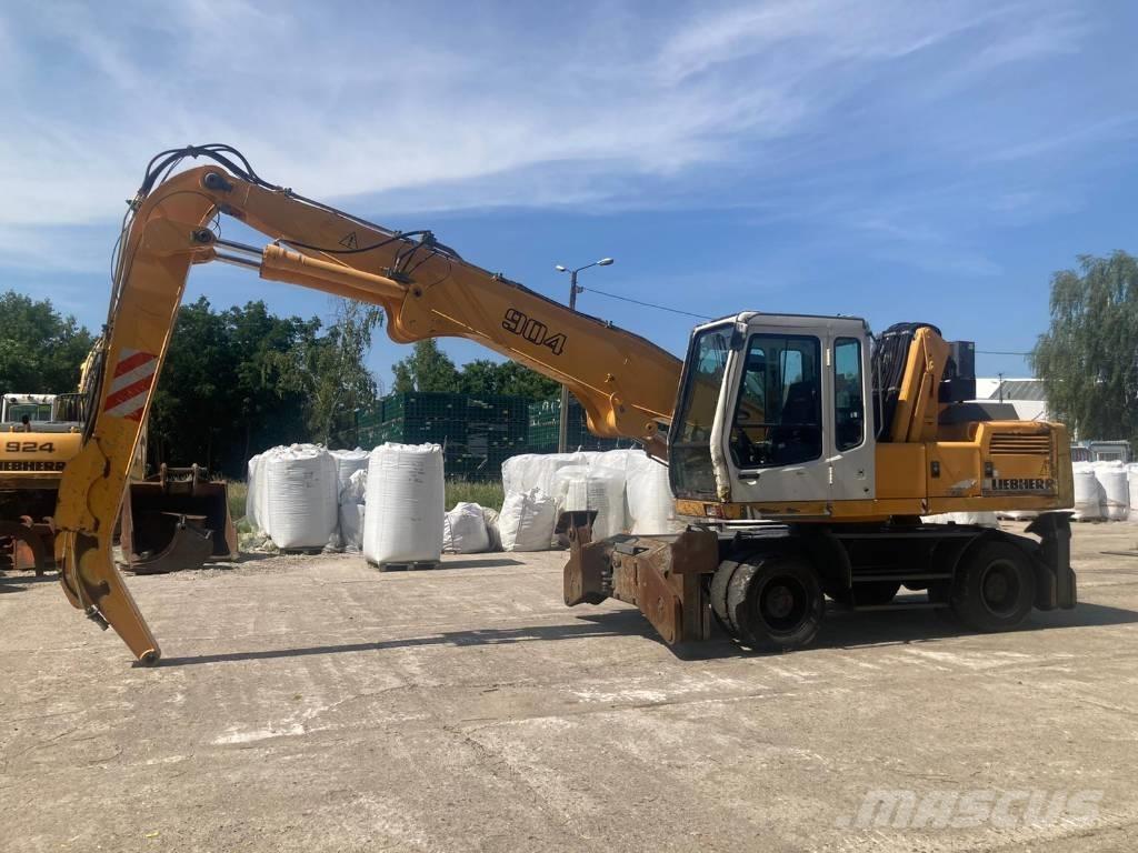Liebherr A 904 Waste / industry handlers