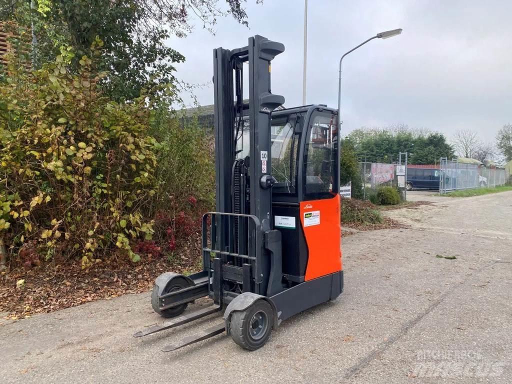 Linde R14G-01 Reach trucks