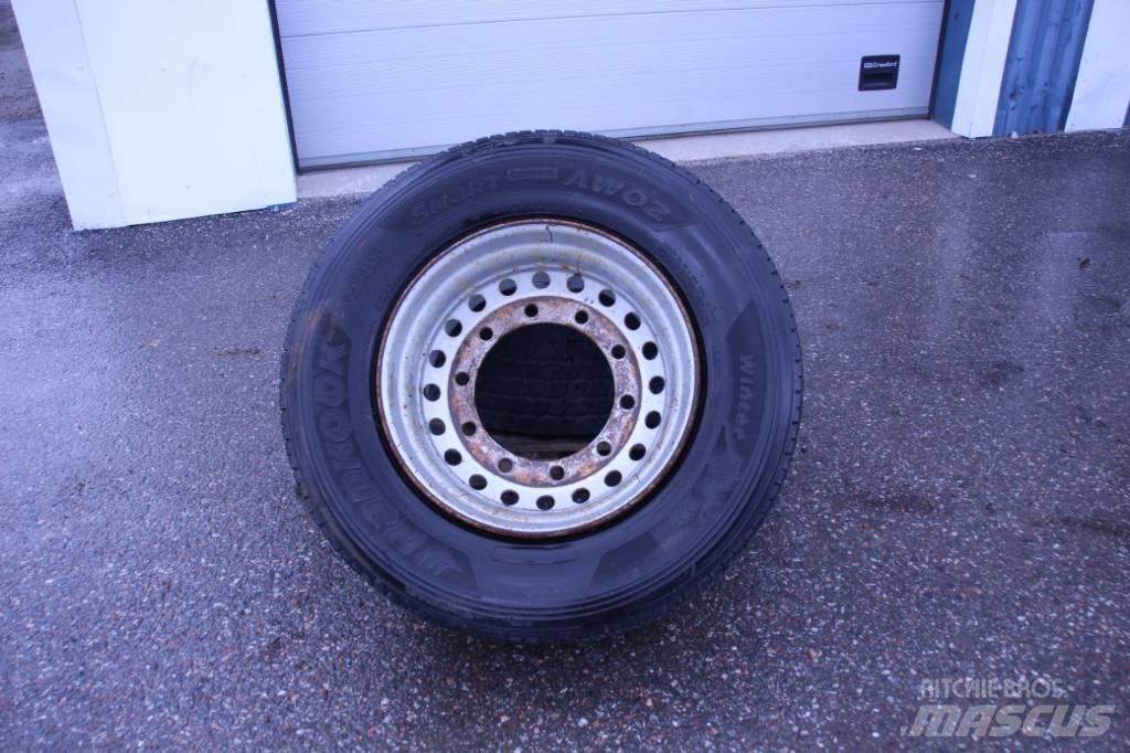 Lastbil Däck Tyres, wheels and rims